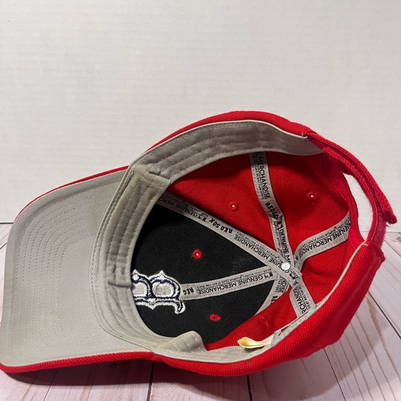 Nike Boston Red Sox Genuine Merchandise Hat - Picture 7 of 7